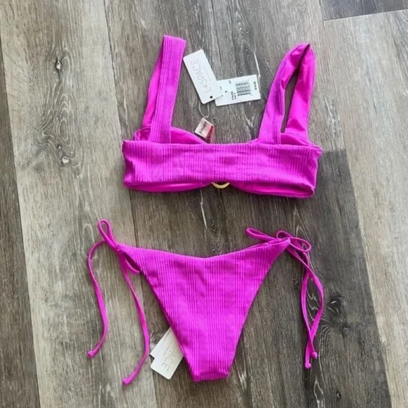 L*Space Ribbed Willow Bikini | Purple Cutout Ring Top & High-Leg Bottom NWT M - Picture 10 of 17